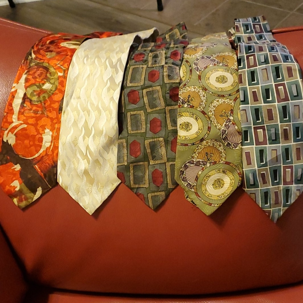 3💜 $20💜 Men ties